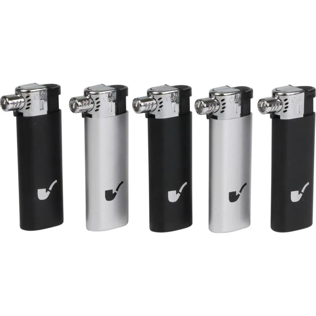 Cool genopfyldeligt pibelighter i sort og sølv med skrå flamme.