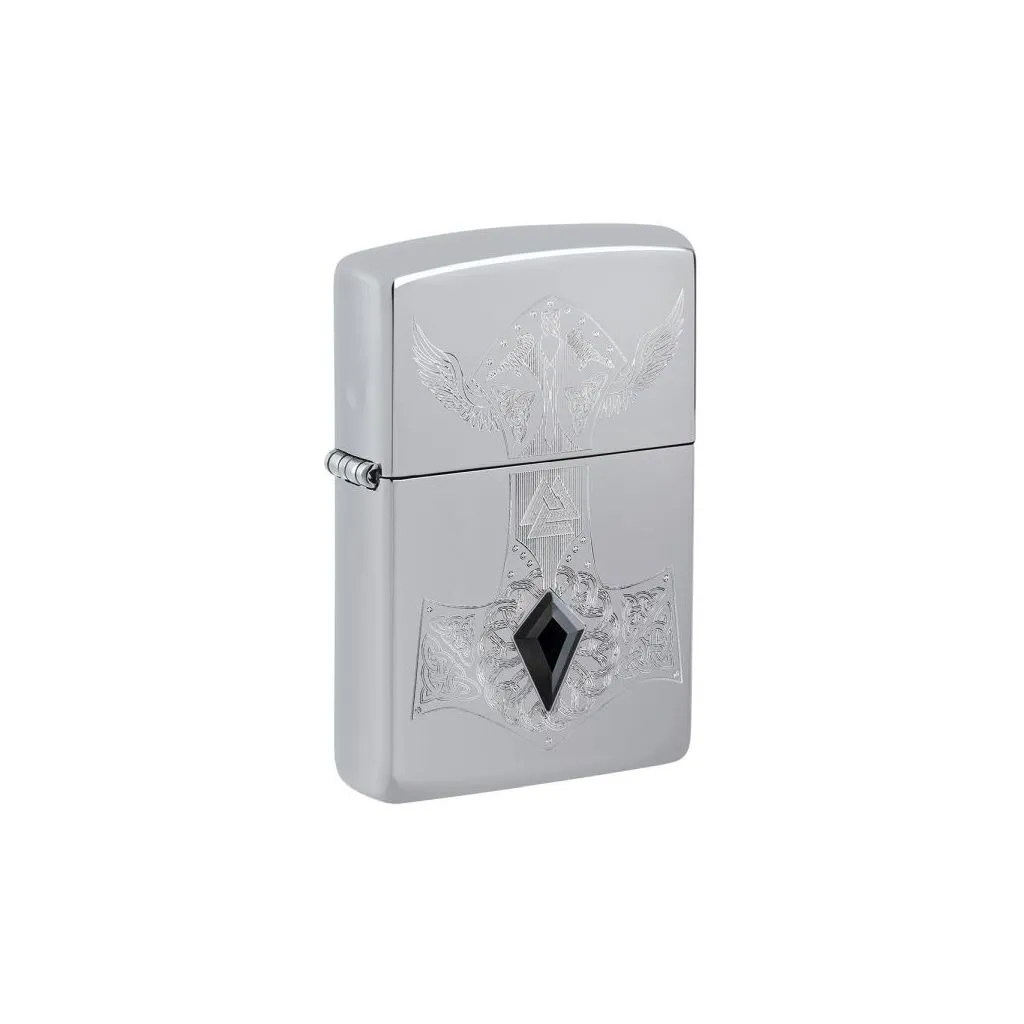Zippo lighter med Thor’s Hammer motiv på sort/krom metalfinish.