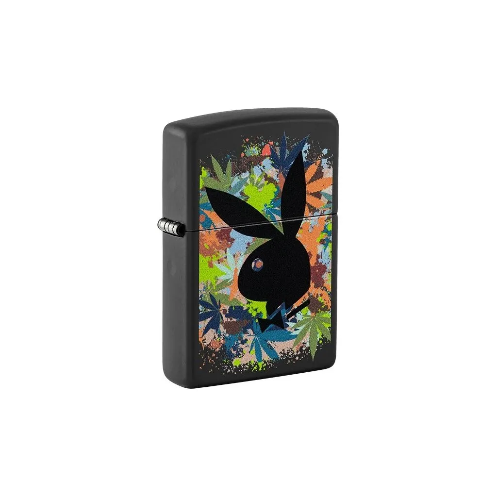 Zippo Playboy Design lighter med Playboy bunny-motiv på sort metalkorpus.