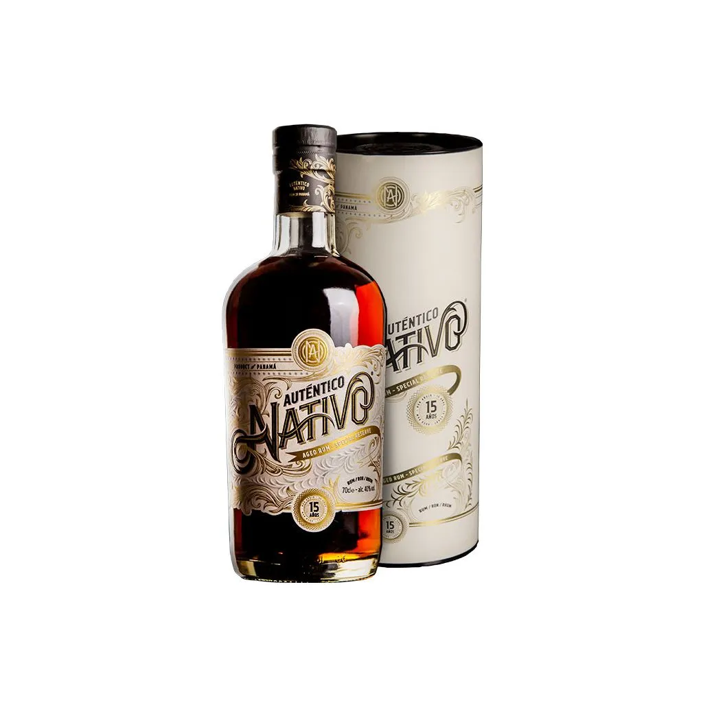 Auténtico Nativo 15 Y.O. – romflaske fra Panama med 15 års lagring

Auténtico Nativo 15 Y.O. 40% 70 cl – modnet panamansk rom med vanilje og tørret frugt

Auténtico Nativo 15-år gammel rom Panama – mørk flaske med elegant label
