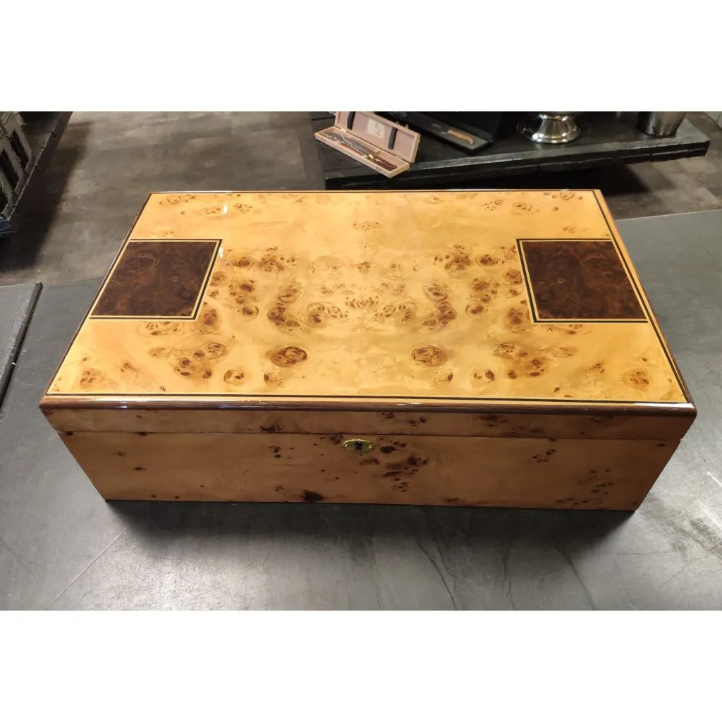 Mapa Burl piano lak finish 175