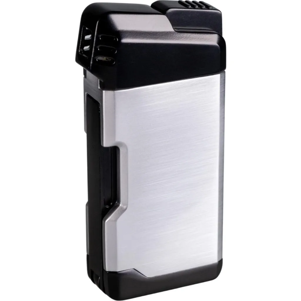 Passatore Henry pipe lighter i chrome/satin black med integreret pibeværktøj.