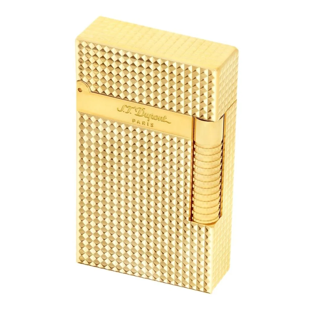 S.T. Dupont Le Grand Cling Gold Diamond Head lighter med struktureret guldfinish.
