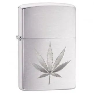 Zippo Leaf Design lighter med bladmotiv .