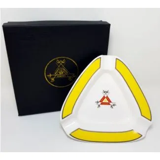 Montecristo Cigar-Askebæger til 3 Cigarer – elegant askebæger med plads til tre cigarer