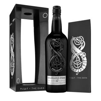 Highland Park The Dark 17 År 52,9% 70 cl – limited edition Orkney single malt

Alternative alt-tekster:

Highland Park 17 year old The Dark 52.9% 70cl – sherry-cask

Highland Park The Dark single malt 17 år 52,9% vol.

Highland Park The Dark 17yo 